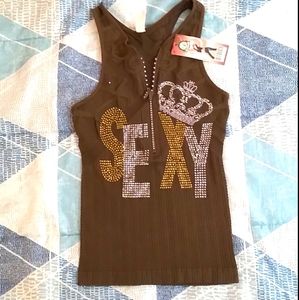 Stretch, one size, dark brown shirt with zipper.